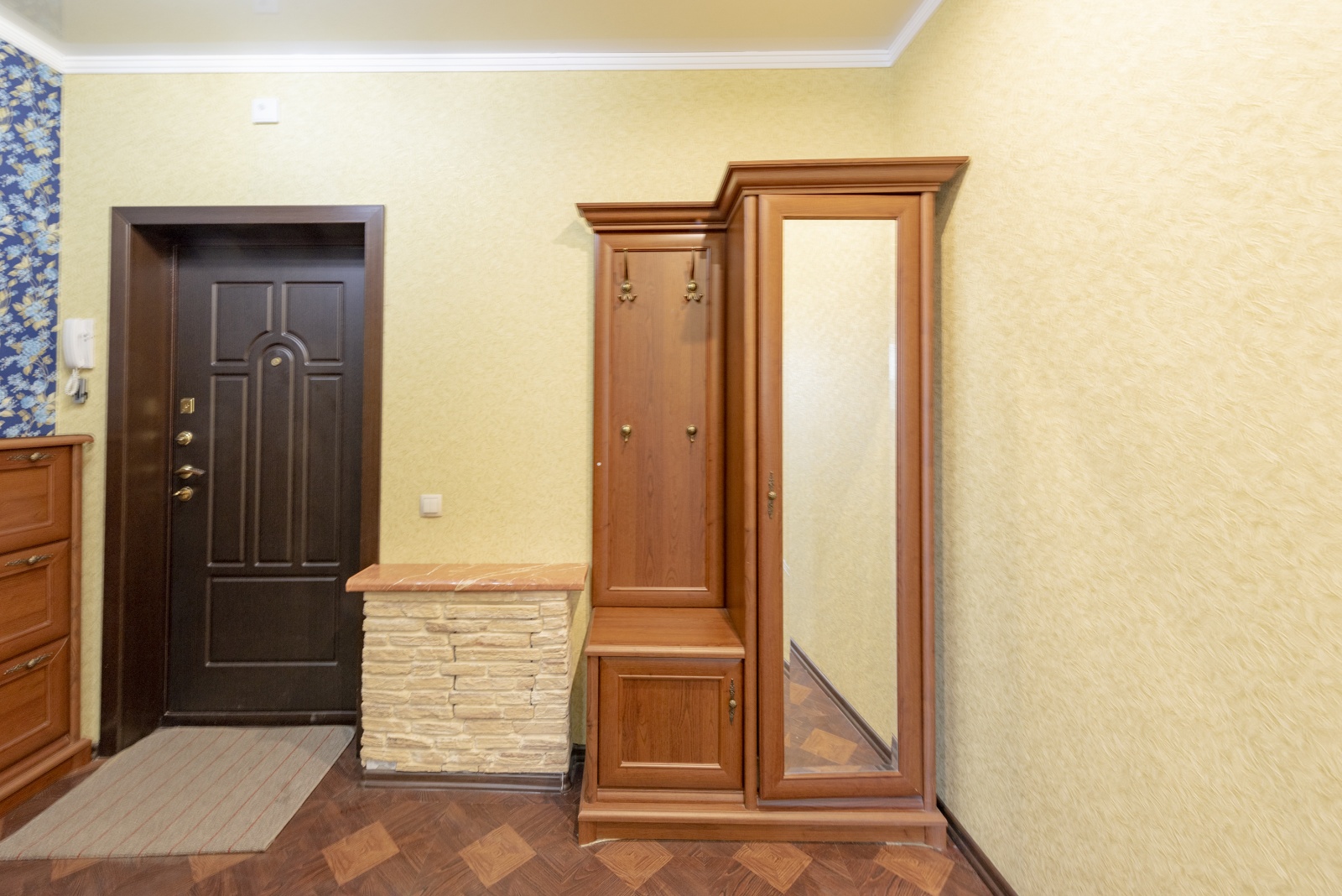 InnDays Свердлова, 36а